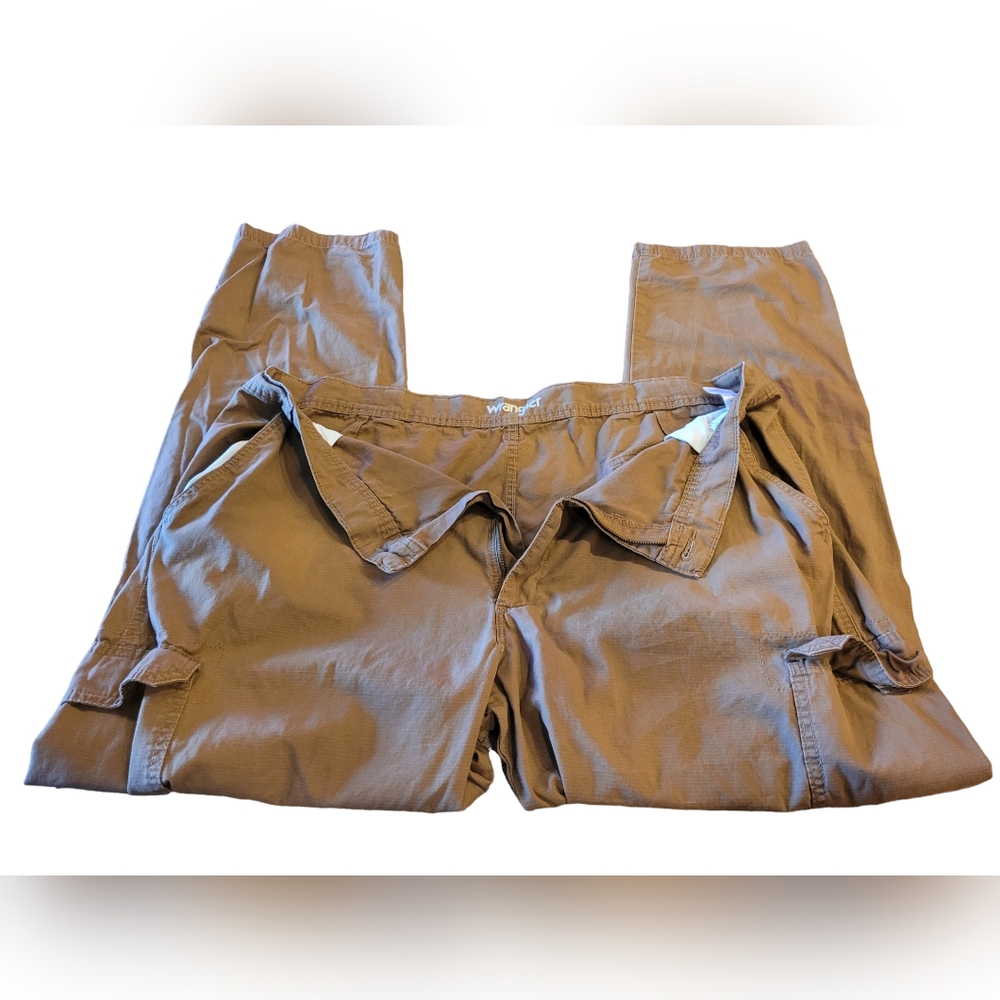 Men's Wrangler Cargo Pants